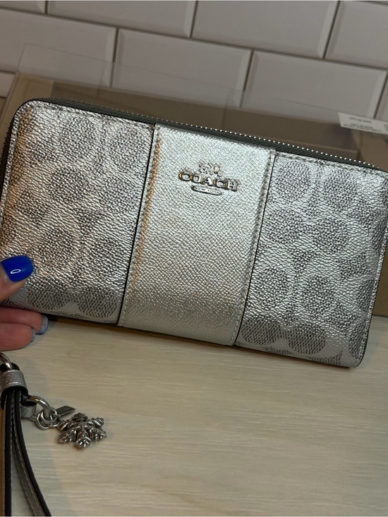 Coach Handbags - Coach Metallic Silver Signature Accordion Zip Wallet
